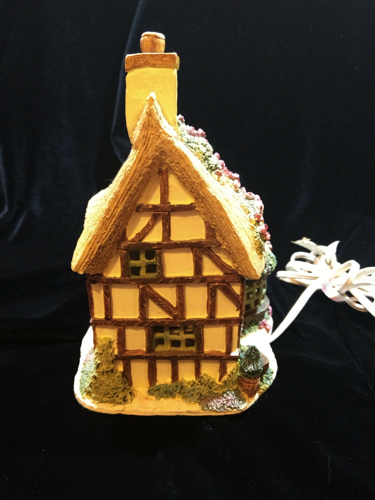 Vintage Lilliput Lane Foxton Folk 1995 Harriet's Hospital #0076