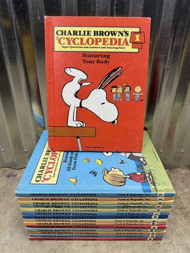Vintage (1980-1981) Charlie Brown's Cyclopedia Complete Set