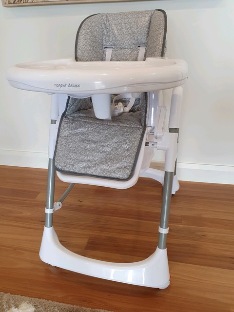 regent deluxe high chair
