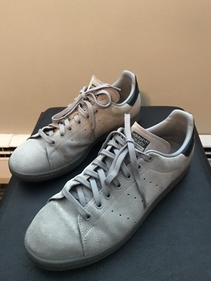 stan smith solid grey