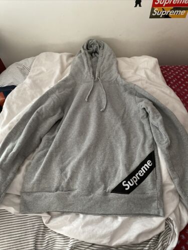 Supreme Corner Label Gray Hoodie FW/18 size medium | eBay Supreme Corner Label Gray Hoodie FW/18 size medium | eBay