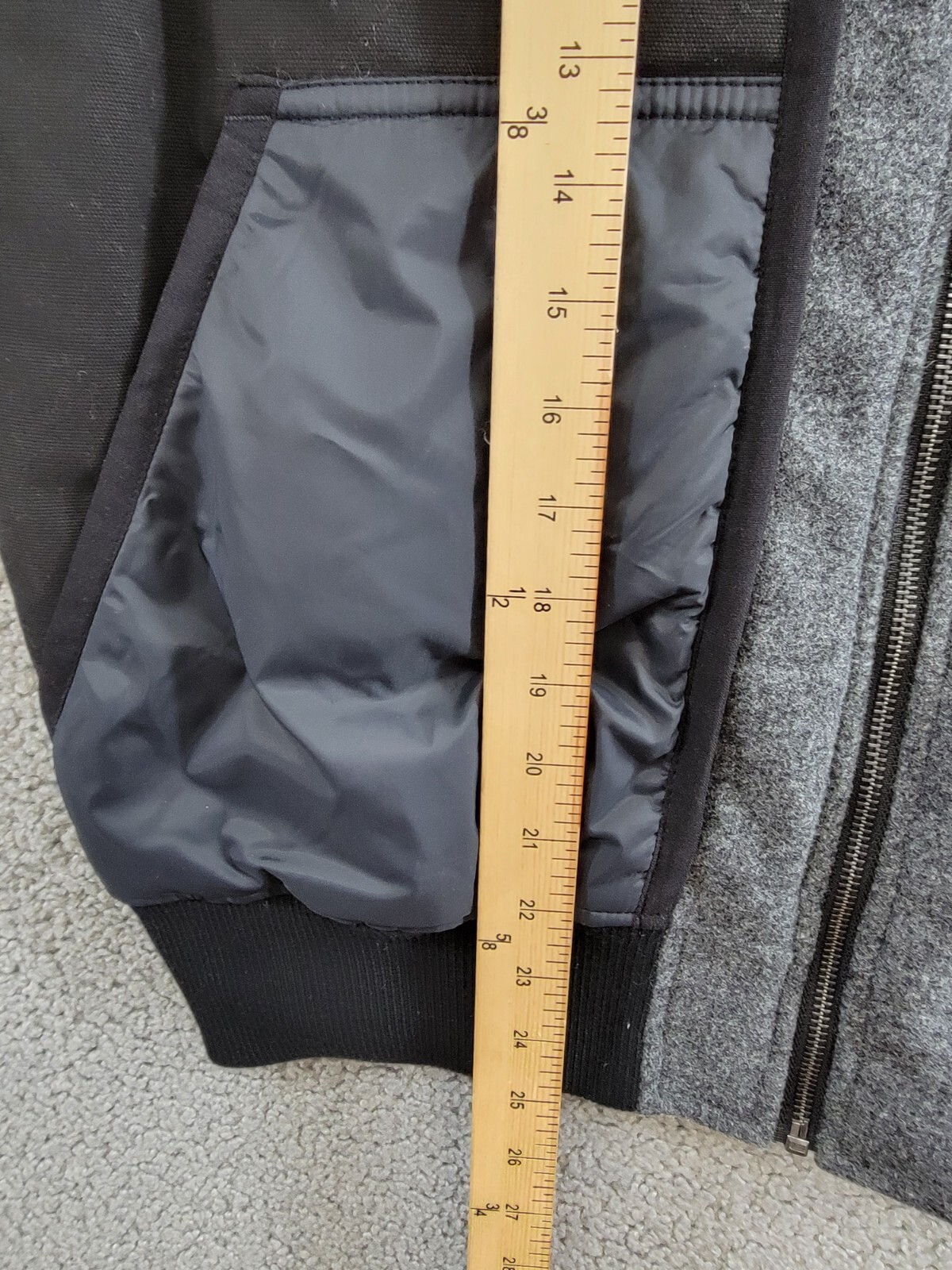 Bass Outdoor Hero Mixed Media Zip-Front Bomber Jacket Men's S Black Beauty L/S - Picture 8 of 17