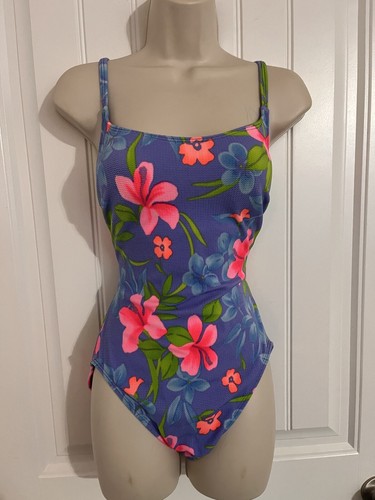 Ameri VINTAGE HOLEONEPIECE SWIMWEAR Sサイズ Ameri VINTAGE HOLEONEPIECE SWIMWEAR Sサイズ - メルカリ