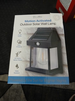 1 X SOLAR LIGHTS IN BLACK FOR GARDEN WALL FENCE OR EXTERIOR WALL