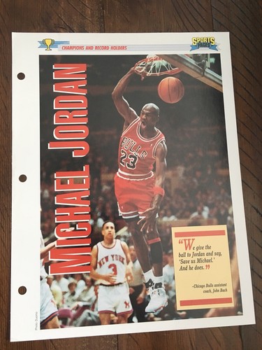Michael Jordan LOT:1990 NBA Photo Card, Sports Illustrated & Sports Pages