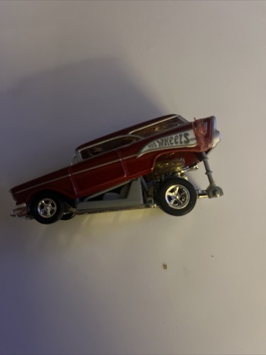 100% Hot Wheels 1957 CHEVY NOMAD pro street 1:64 loose