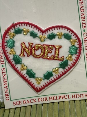 Vintage Wrights Christmas Sewing Applique Patch Noel Holly White Heart
