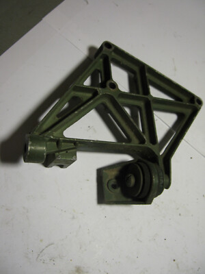 bracket  green 1950s Johnson  model RD-16 outboard