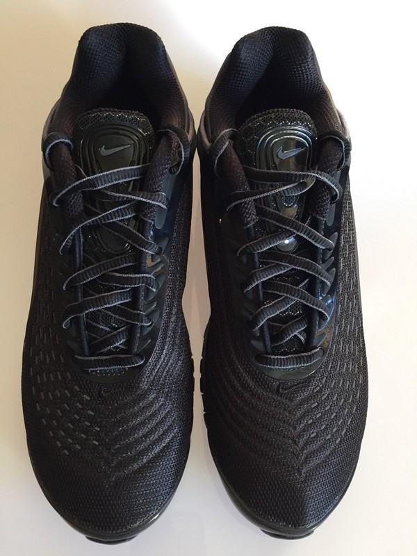 Nike Mens Air Max Deluxe AV2589 001 (4.5) BlackDark Grey Nike Mens Air Max Deluxe AV2589 001 (4.5) BlackDark Grey