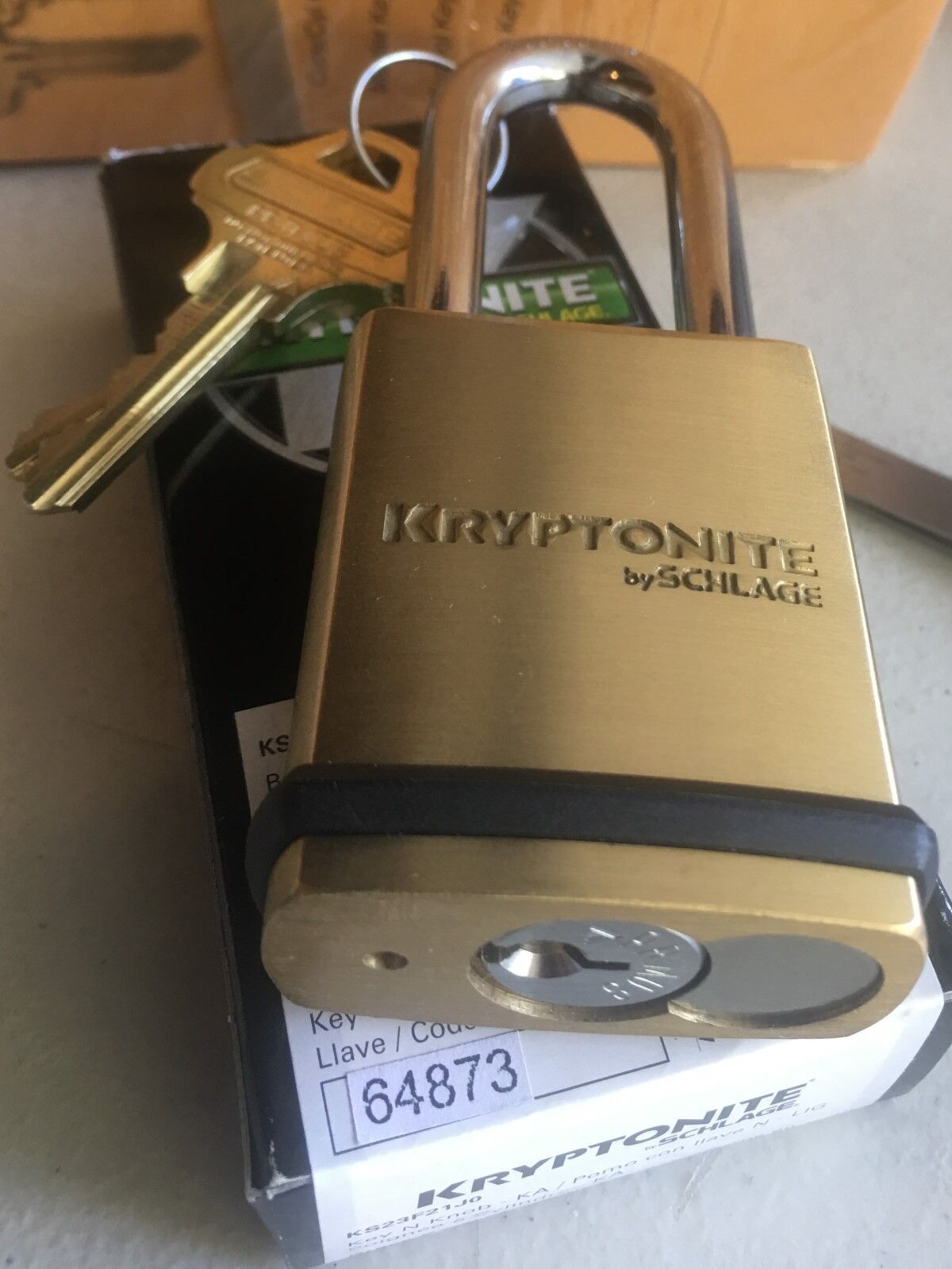 Master Lock 2.273-in Brass Combination Padlock Master Lock 2.273-in Brass Combination Padlock