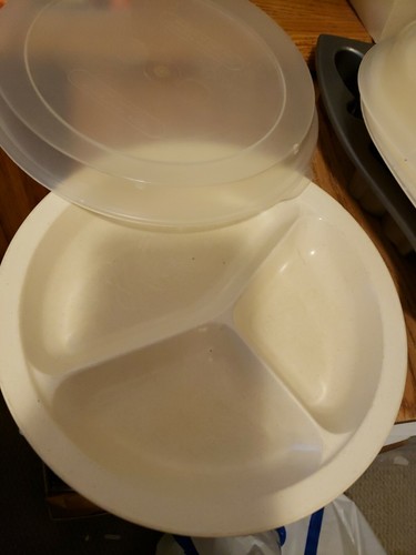 Anchor Hocking Microware Divided Microwave Plate 9