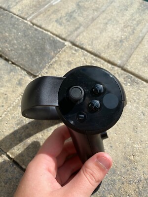 Oculus Rift Controller Left   Cv1 Works  Great perfect shape fast shipping stock