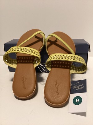 Universal Thread Womens Lizzie Sandals In Lime Color