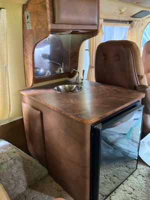image 5 of interior