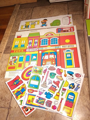 1991 Colorforms Unused & Complete Sesame Street Busy Builders Playtown Playset