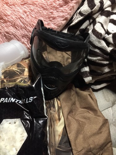 Paintball Accessories (20oz CO2) See Description For Details.