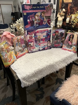 HUGE RARE HARD TO Find Bratz DOLLS LOT PLEASE read Description-NOT Selling Sep