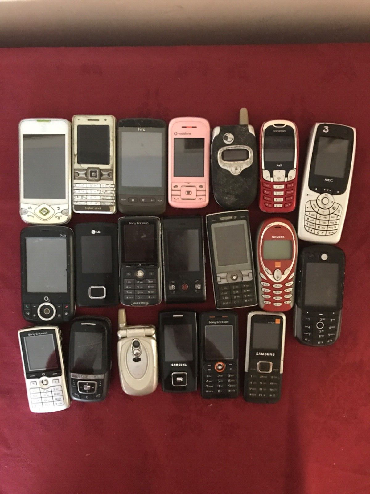 Havaskor fotosuratlardagi yalangoch ayollar