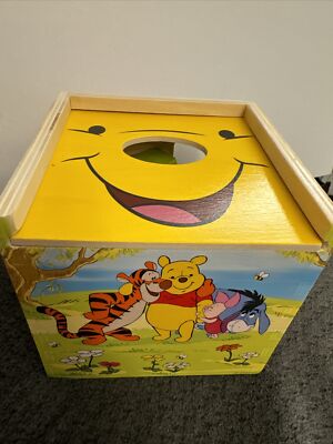 Melissa And Doug Baby Disney Winnie The Pooh Wooden Shape Sorting Cube A37
