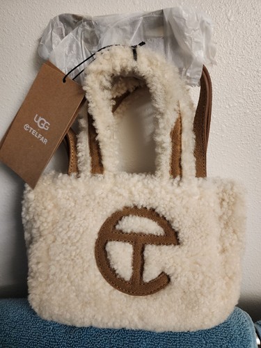 UGG x TELFAR Small Reverse Shopper bag crossbody sheepskin UGG x TELFAR Small Reverse Shopper bag crossbody sheepskin