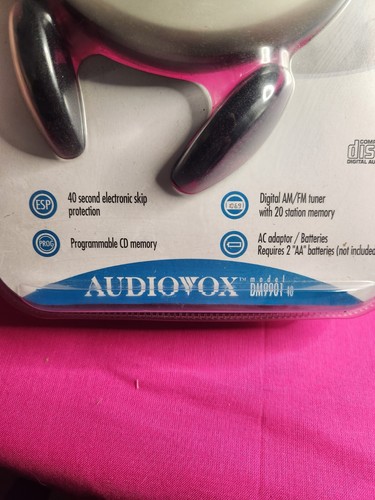 Audiovox Portable CD Player With Digital FM Radio DM9901-40 45 Sec Skip New!