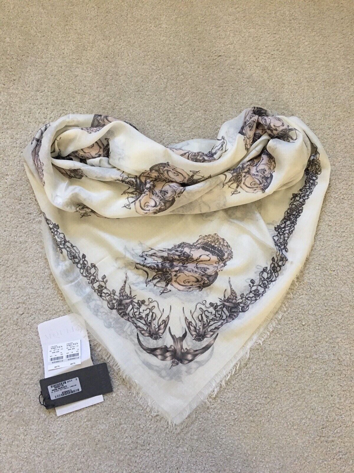 New Alexander McQueen Bird Skull Modal-Silk Scarf Shawl 140 New Alexander McQueen Bird Skull Modal-Silk Scarf Shawl 140