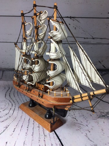 Mayflower Wooden Ship Replica 9.5 x 9.5