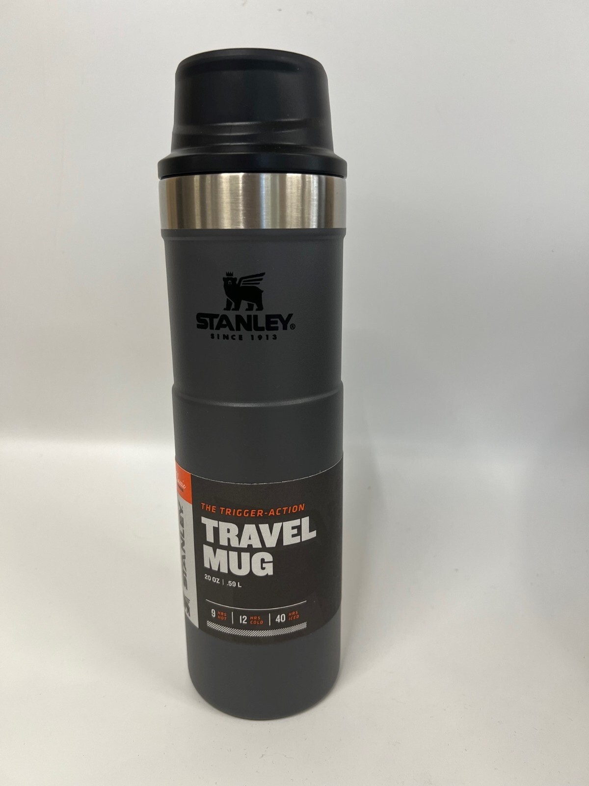 Stanley's Trigger Action Travel Mug 20oz, Charcoal