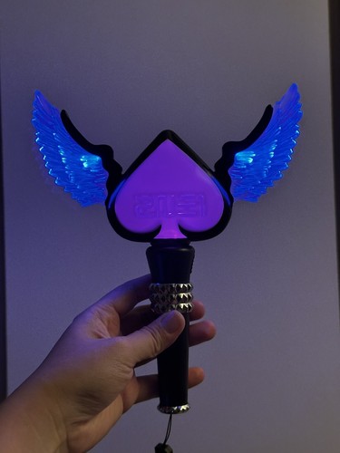 2NE1 2012 NEW EVOLUTION 公式 ペンライト 2NE1 Official Pen Light Stick 2012 1st Global Tour NEW