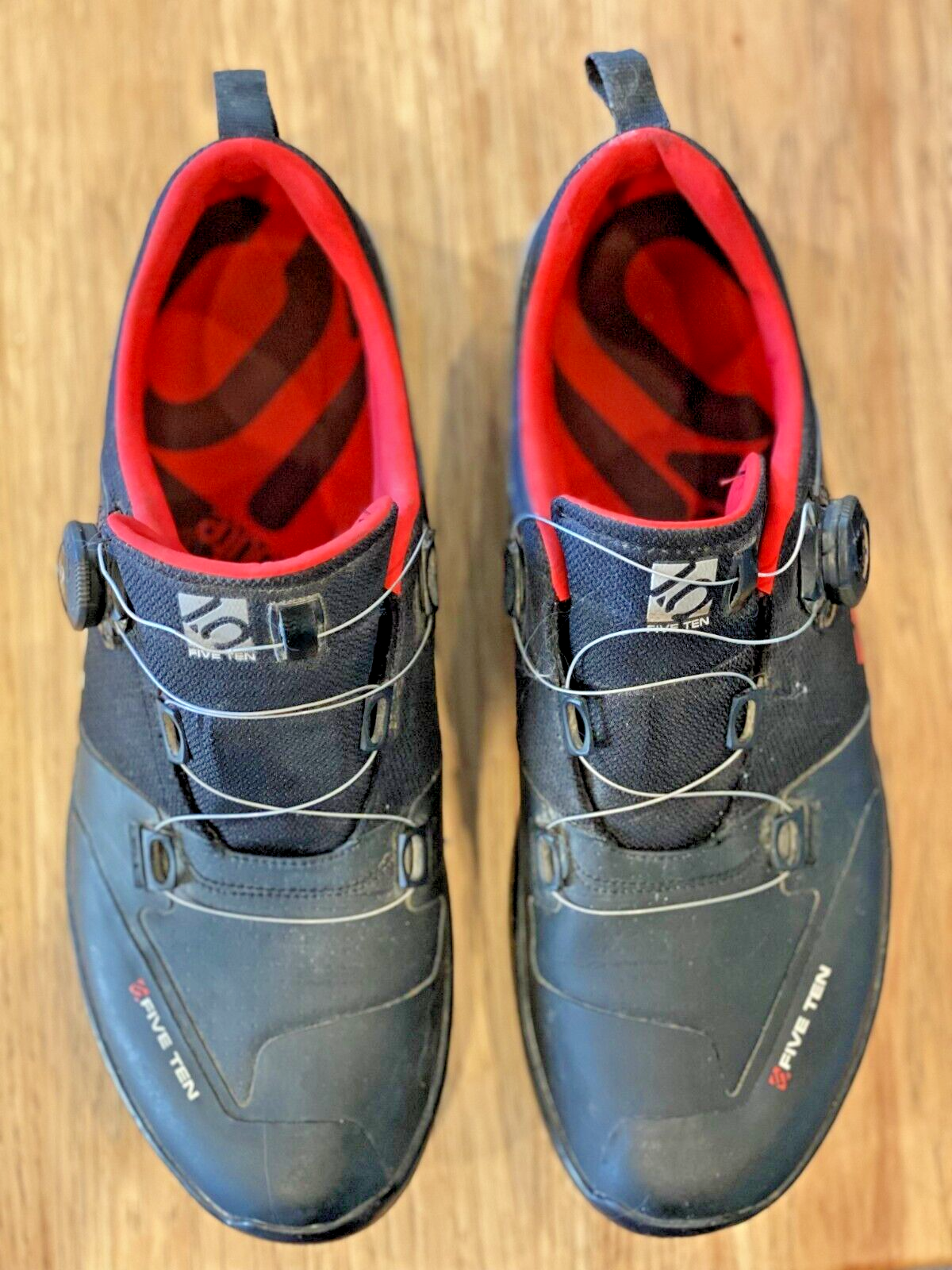 Five Ten 5 10 BOA Mens Size 10.5 Mountain Bike Shoes Black Red