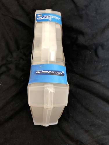 WowWee FlyTech Bladestar??NEW IN CARRYING CASE??Model # 4055 Indoor Flying