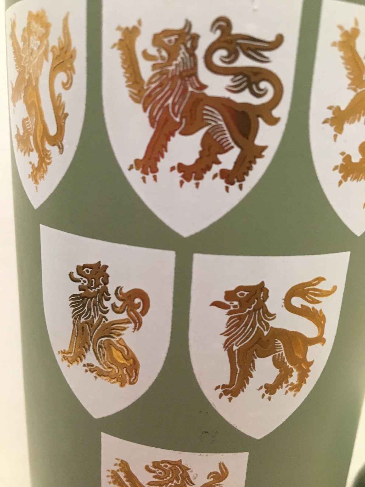 Whiskey Decanter Bottle Liquor Green Glass Lion Design Bar Ware Dinning 12