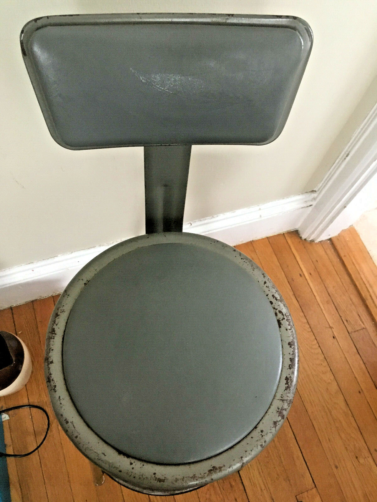 Vtg Krueger MC Industrial Era Metal Stool Back Work Chair Grey Drafting Medical