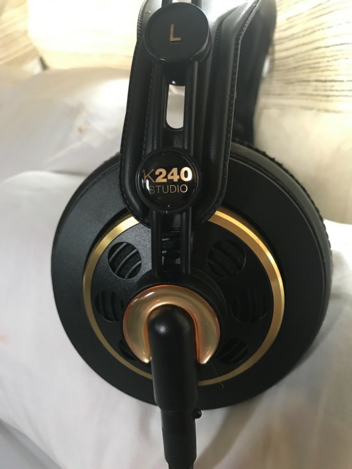 AKG K240 Semi-Open Over Ear Studio Monitoring Mixing Mastering Headphones