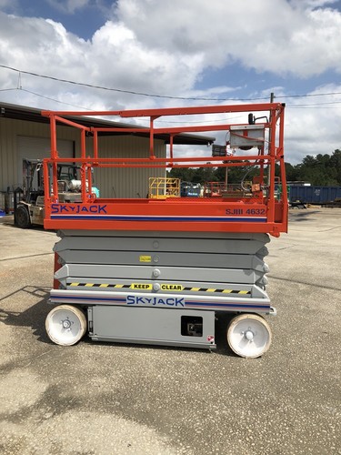 2005 Skyjack SJ 4632 Electric Scissor Lift JLG  Boom  Genie