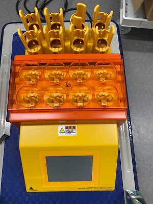 Miltenyi Biotec GentleMACS Octo Dissociator with heaters