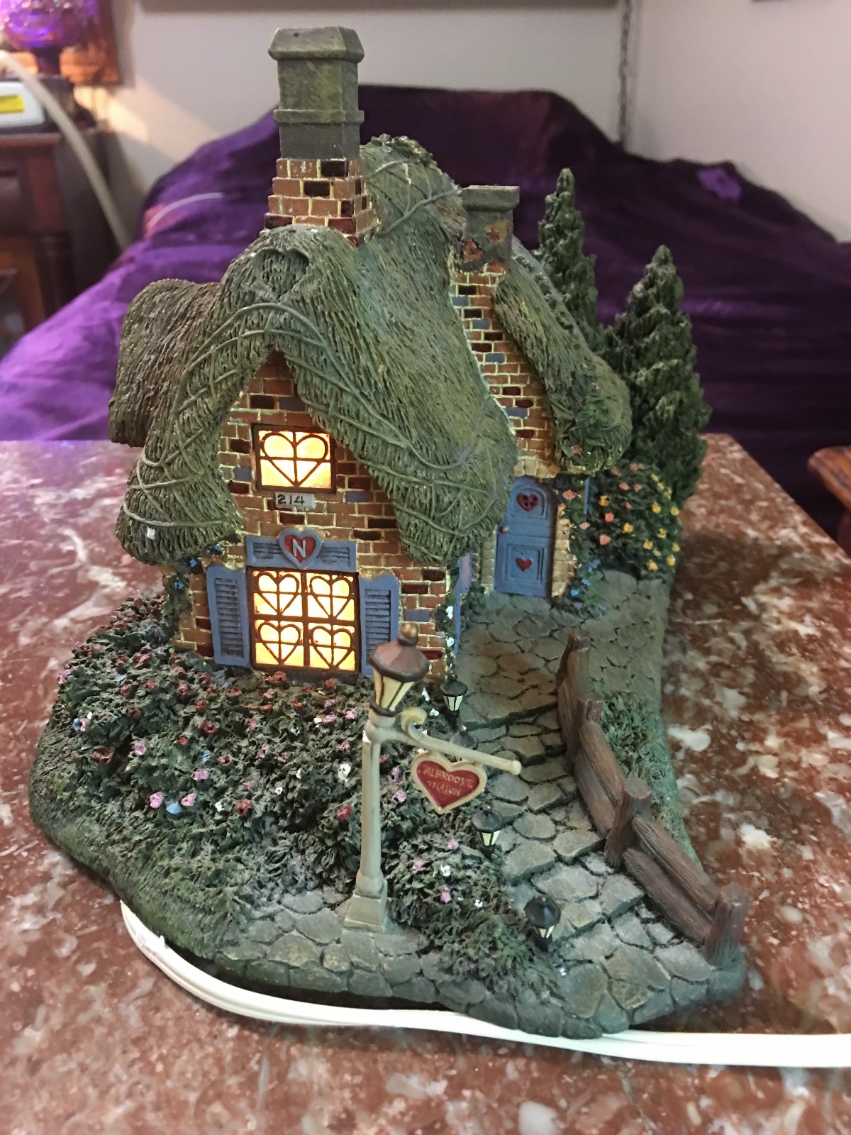 2110 Thomas Kinkade Hawthorne Village 