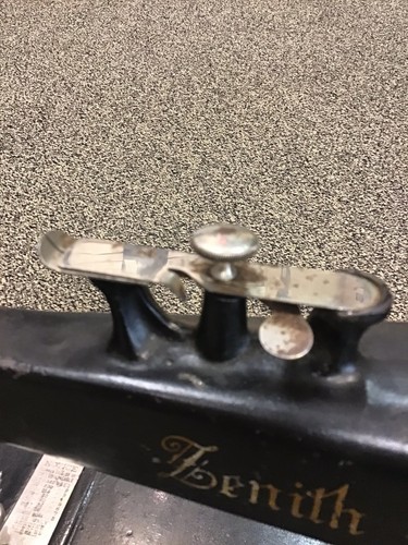 Zenith Singers Clone Vintage Sewing Machine