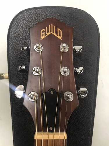 1993 Guild D4 NT Natural w/Case.