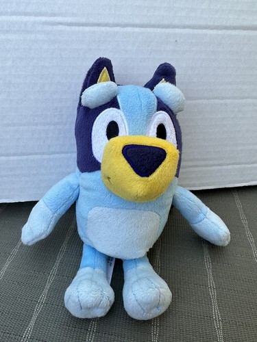 新品　bluey MOOSE社 ブルーイ ファミリー　ぬいぐるみ 4個セット 新品 bluey MOOSE社 ブルーイ ファミリー ぬいぐるみ 4個セット