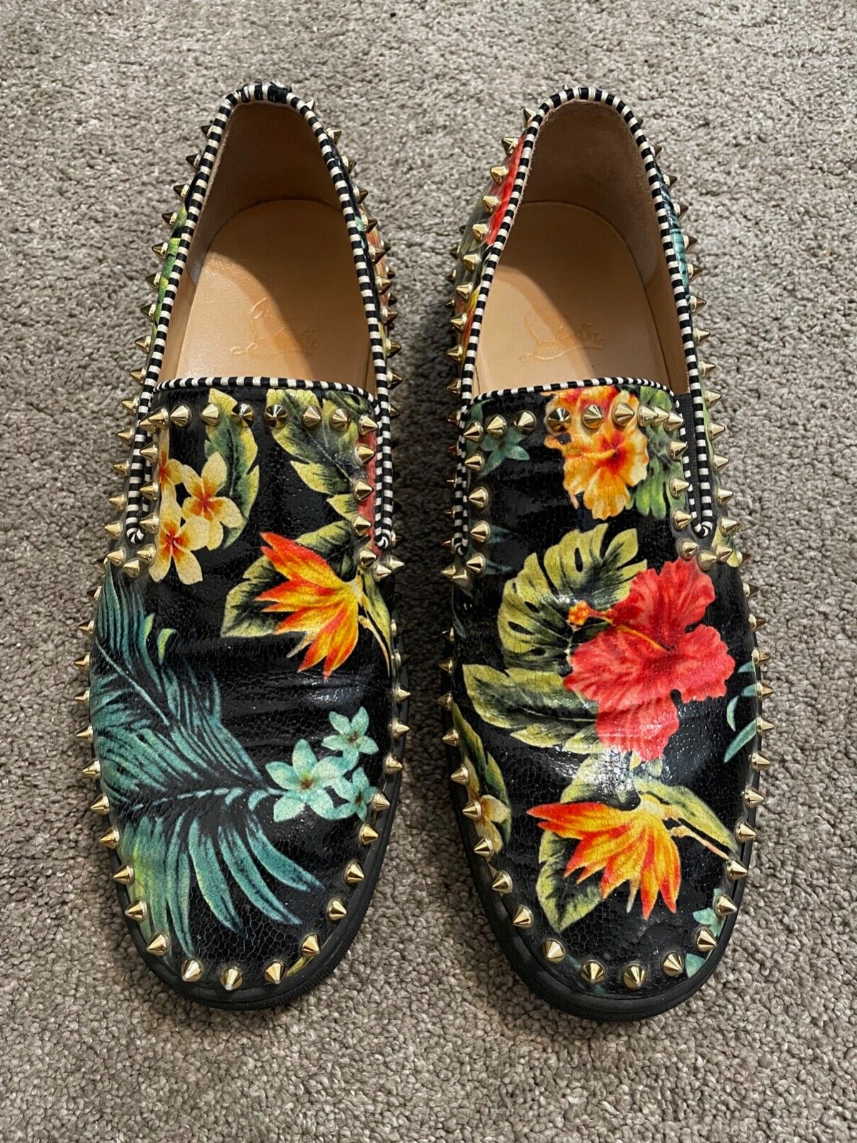ハ*ミ様 Christian Louboutin スタッズモカシン UNBOXING 536 - Christian Louboutin miss z mule ocelot 🩸 🖤 🦾