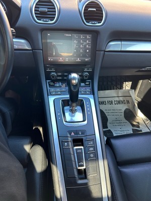 image 4 of interior