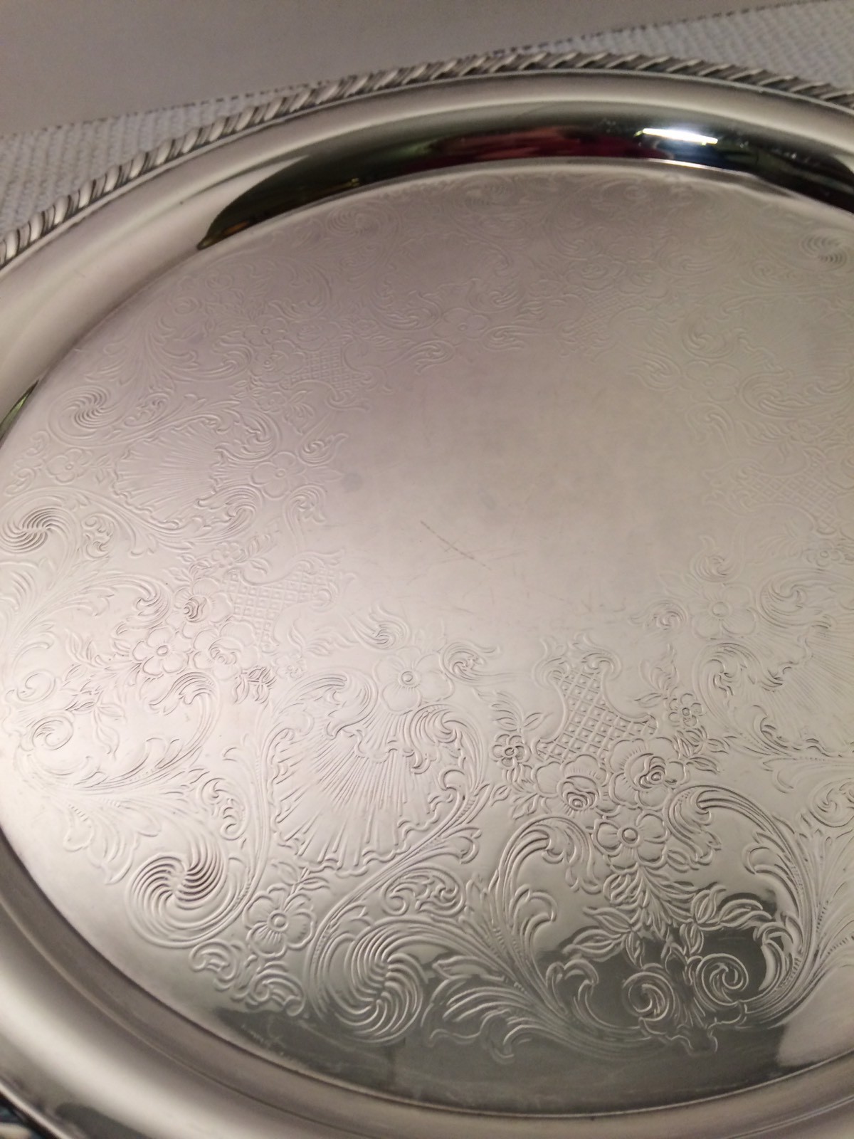 Vintage William Rogers 870 Silverplate Serving Tray, 10 1/4