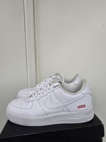 Nike Air Force 1 x Supreme Low White CU9225-100 Size Men 13 Nike Air Force 1 x Supreme Low White CU9225-100 Size Men 13