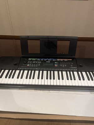 Yamaha PSR-E253 61-key Portable Keyboard