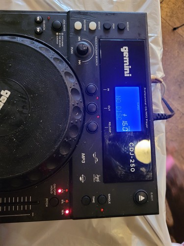 【レア】GEMINI CDJ CDM-3250 Gemini CDM-3250 Dual CD/MP3/Mixing Console | zZounds