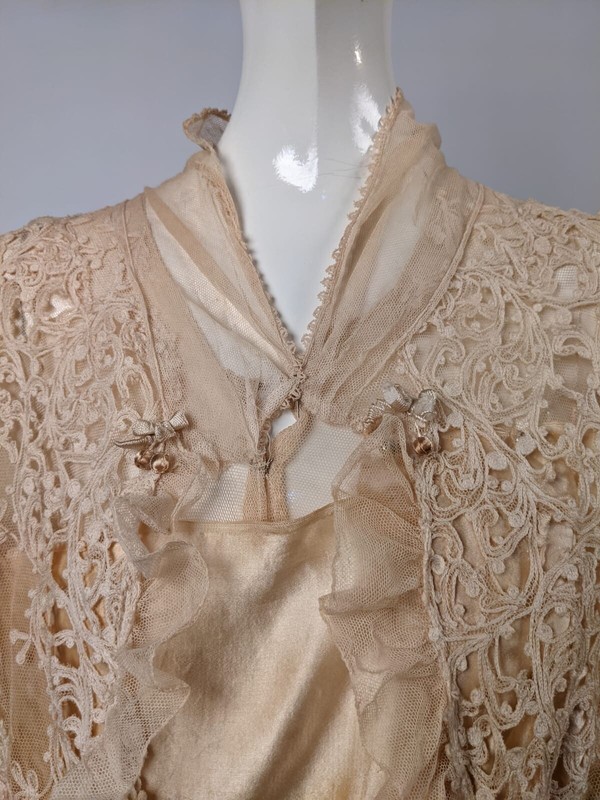 ROMANTIC EDWARDIAN CUTWORK TAMBOUR LACE LONG DRESS W SILK SATIN LINING |  eBay