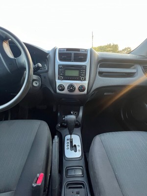 image 4 of interior