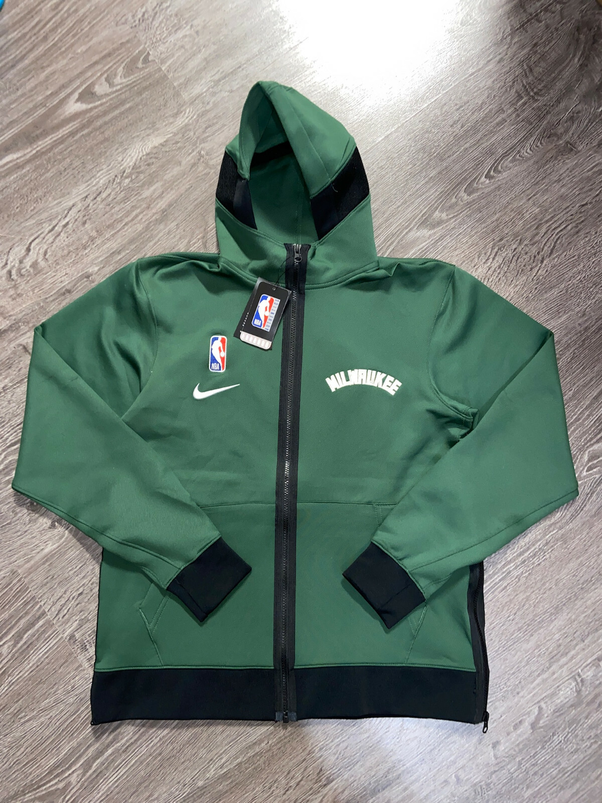 milwaukee bucks showtime hoodie