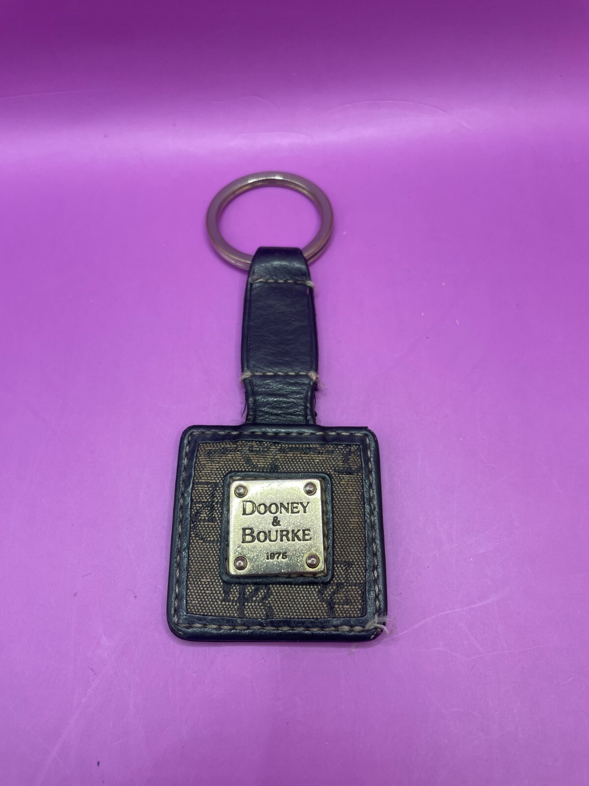 小物 almostblack - key chain Amazon.com: Orbitkey Loop Keychain (Black) : Automotive